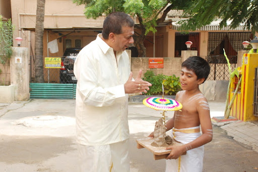 CLICK THE ABOVE ARROW TO  ZOOM THE IMAGE