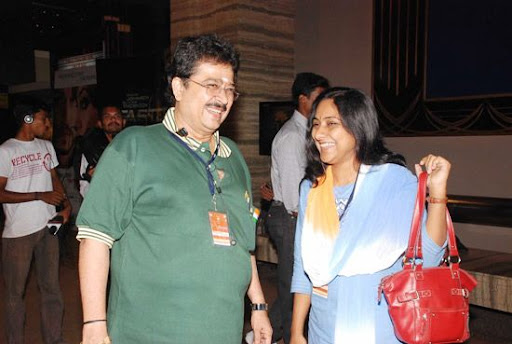 CLICK THE ABOVE ARROW TO  ZOOM THE IMAGE