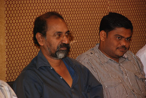 CLICK THE ABOVE ARROW TO  ZOOM THE IMAGE