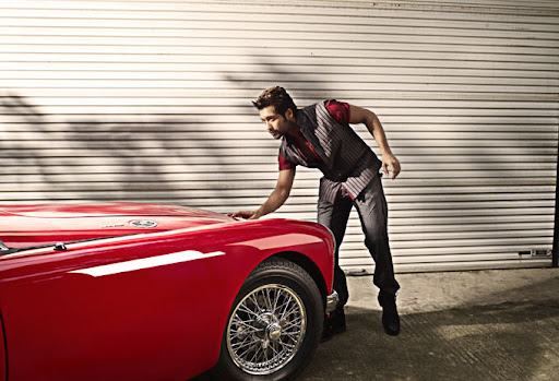 CLICK THE ABOVE ARROW TO  ZOOM THE IMAGE