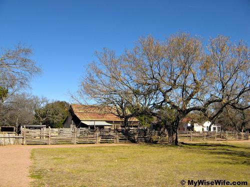 Sauer-Beckmann Living History Farm Sauer-Beckmann Living History Farm