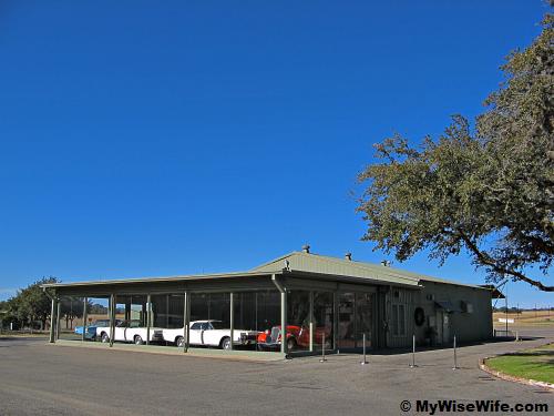 Garage and LBJ's vintage cars Garage and LBJ's vintage cars