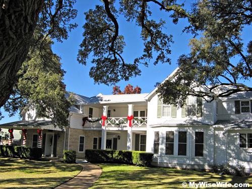 The east wing of Texas White House