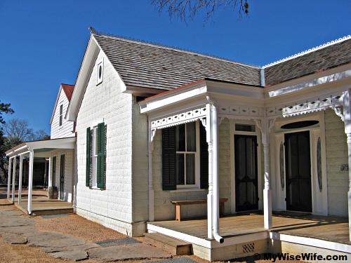 Victorian-style farm house