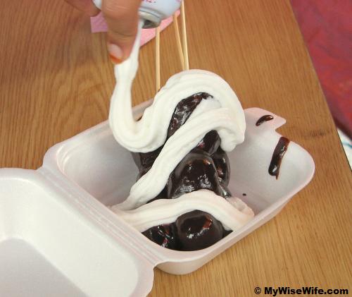 Lastly - Top with white cream Lastly - Top with white cream