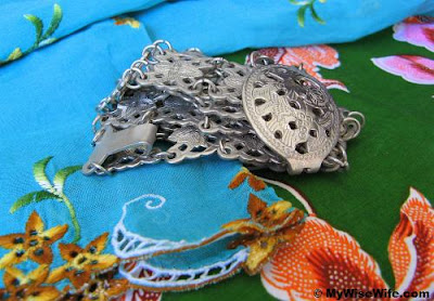 Metal Belt - one of the Nyonya accessories