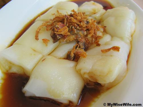 Hong Kong style Chi Cheong Fun with Shrimps and Sauce