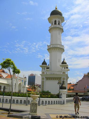 Minaret and tourist information center at ground level Minaret and tourist information center at ground level