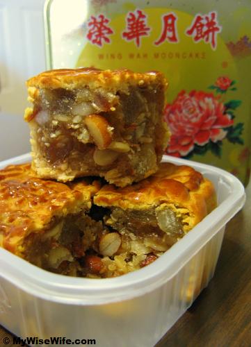 Wing Wah Mooncake - Nuts Wing Wah Mooncake - Nuts