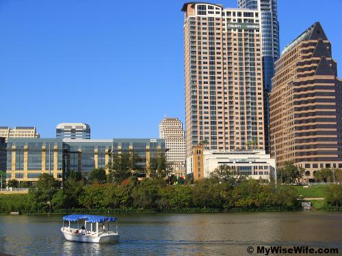 Boat cruising at Lady Bird Lake to capture the sight of bat exodus