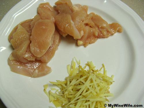 Plenty of finely sliced ginger Plenty of finely sliced ginger