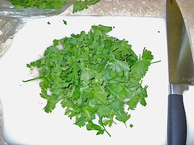 chop parsley