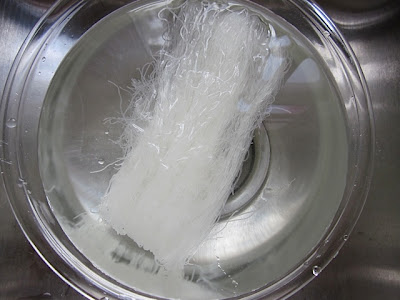 soak rice noodles