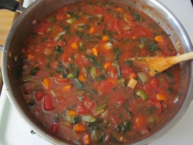 Once everything is hot, the soup is finished! Super easy, huh?