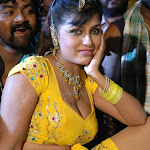 telugu cinema item dancer & actress arthipuri glamoiur dance pictures