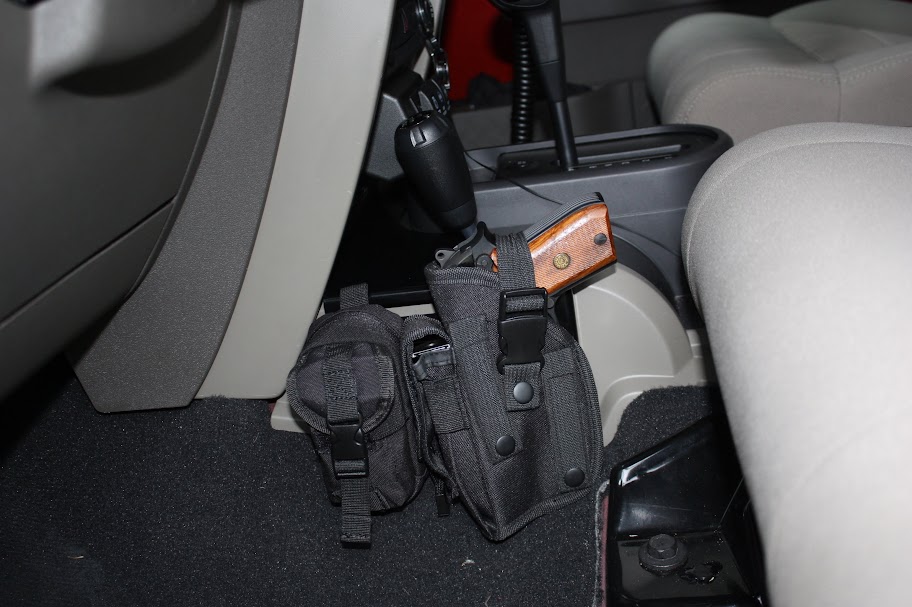 Post pics of how your gun is holstered to your jeep. Page 7 JK