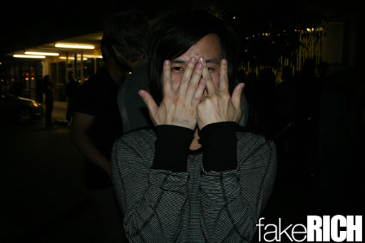 "Beware ladies, I might look fun and cute but I will choke you to an inch of your life"