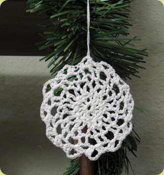 crocheted snowflake