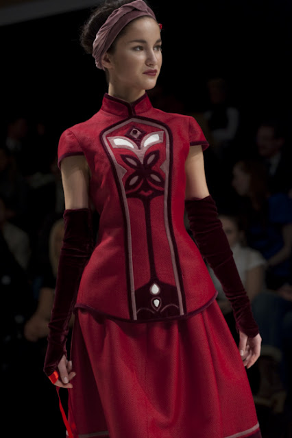 Lyudmila Sivceva-Klymuk, UFW, fall/winter 2010-11 Photographer Serge Chernikov
