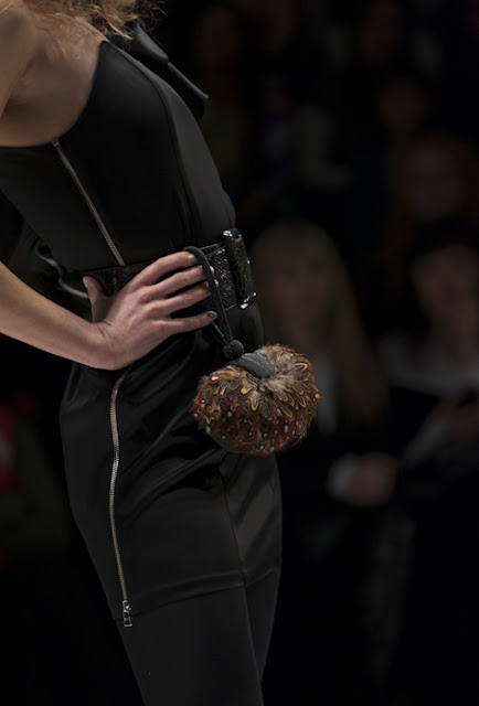 Larisa LOBANOVA, UFW, fall/winter 2010-11 Photographer Serge Chernikov