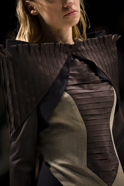Eduard NASYROV for TM «STOLICHNY», UFW, fall/winter 2010-11 Photographer Serge Chernikov