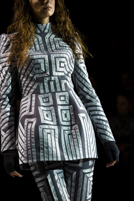 Eduard NASYROV for TM «STOLICHNY», UFW, fall/winter 2010-11 Photographer Serge Chernikov