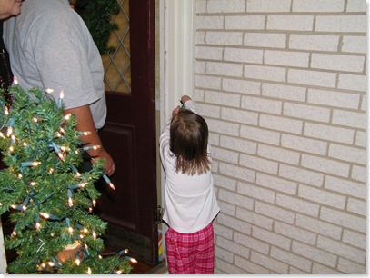 Emma leaving the key out for Santa 