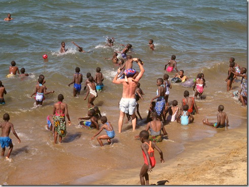 Lake Malawi & niños 040