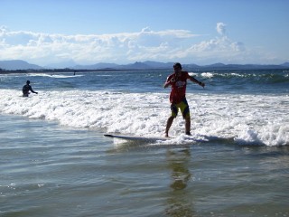 OZ - Byron Bay surfing 127.jpg