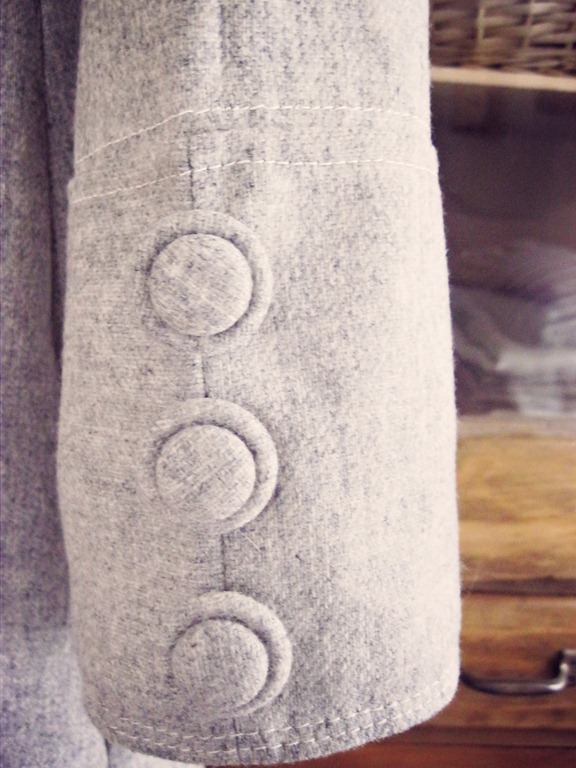 [008buttons[5].jpg]