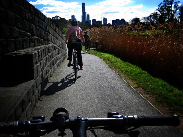 [BikingMelbourne[2].jpg]