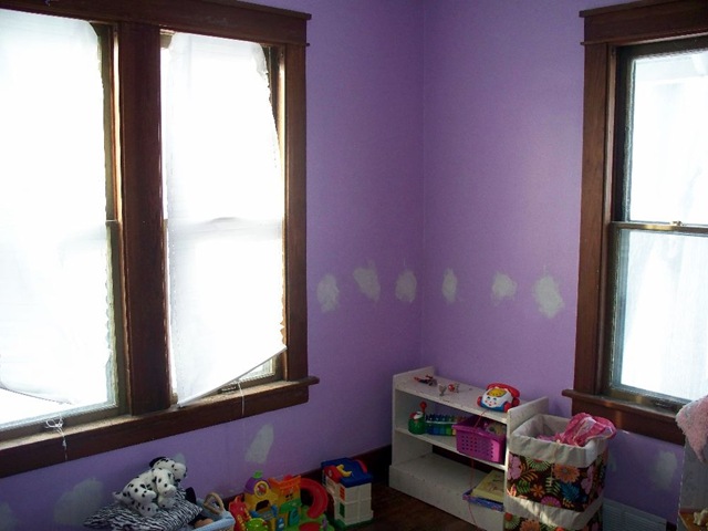 [Little Miss's room - before[5].jpg]