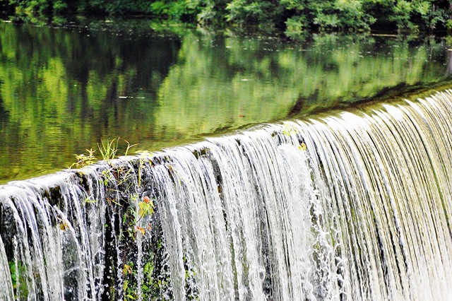 [waterfall[4].jpg]
