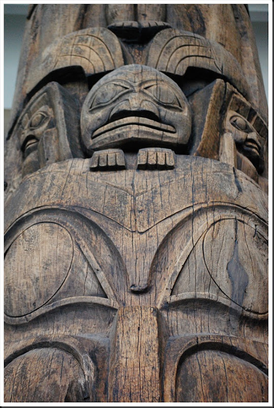TOTEM FACE 3