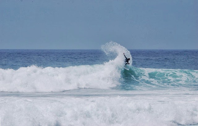 [Surf Ericeira Abril 2010 06[4].jpg]