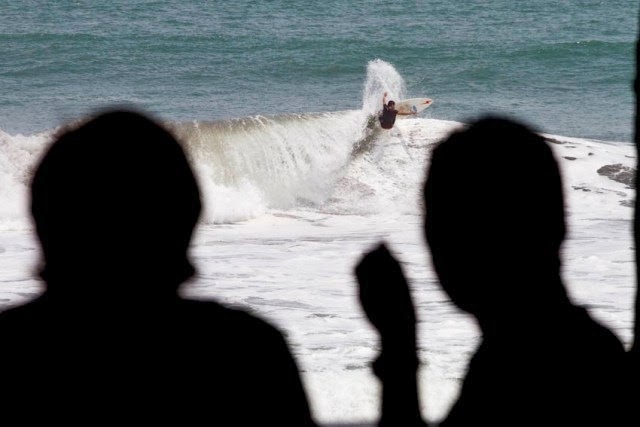 [Lightning Bolt Surfing Costa Rica 07[1].jpg]