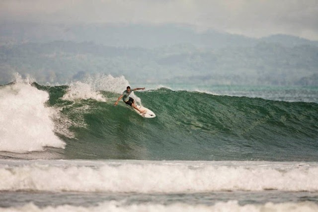 [Lightning Bolt Surfing Costa Rica 29[4].jpg]