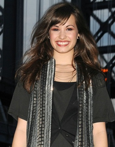 Demi Lovato y Anna Popplewell: ¿Parecidas?