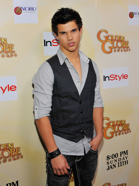 %Lady Gaga Justin Bieber Taylor Lautner deseperado por Luna Nueva