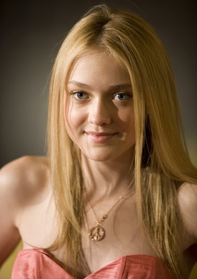 Blog de la Tele: Dakota Fanning en Premier de "Coraline"