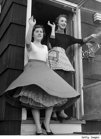 [petticoat girls[2].jpg]