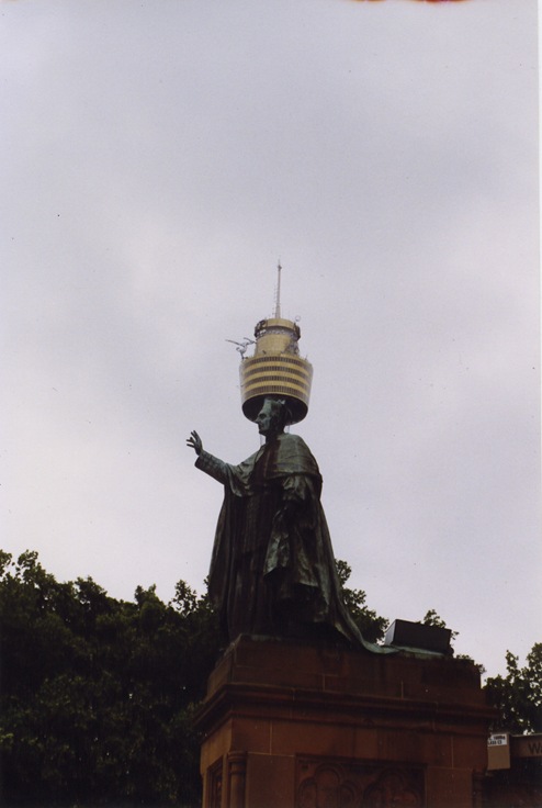 the statue of centrepoint