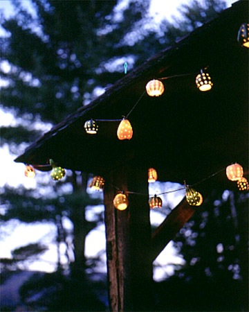 [gourd_1095_lightsdetail_xl[4].jpg]