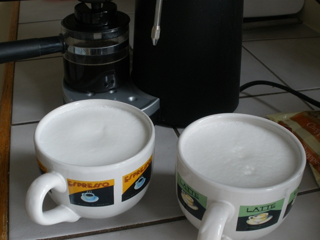 [lattes[4].jpg]