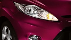 Fiesta_auto-headlights