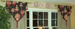 [window[3].jpg]