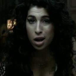 [amy-winehouse-spaghetti[5].jpg]
