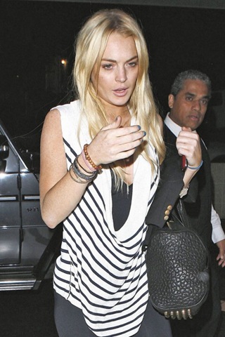 [lindsay-lohan-marmont-00-480x720[3].jpg]