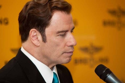 [john-travolta-gay-1[3].jpg]