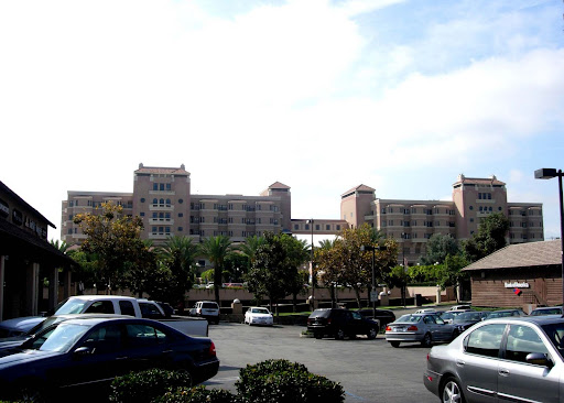 Huntington Hospital from afar